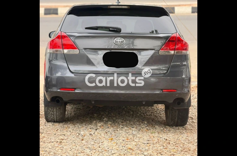 2010 TOYOTA VENZA FULL OPTION - 5/5