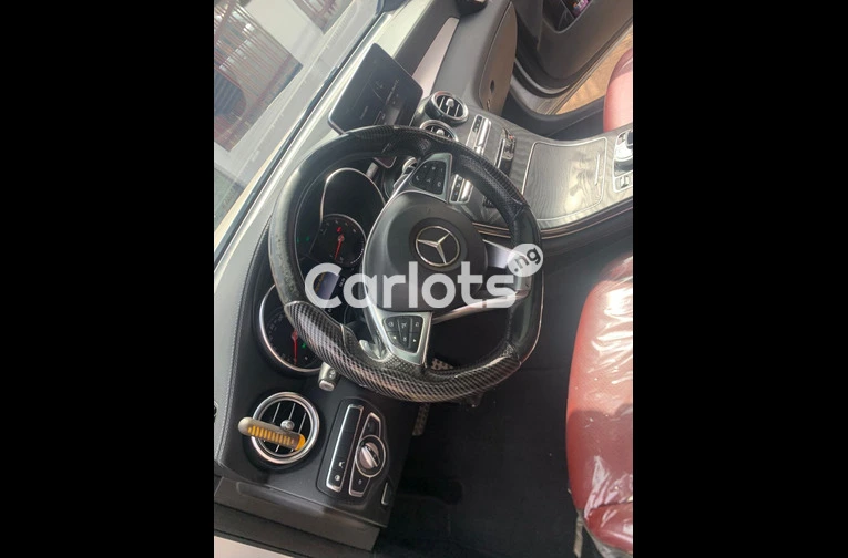 2017 Mercedes Benz GLC300 Coupe 4matic - 3/7