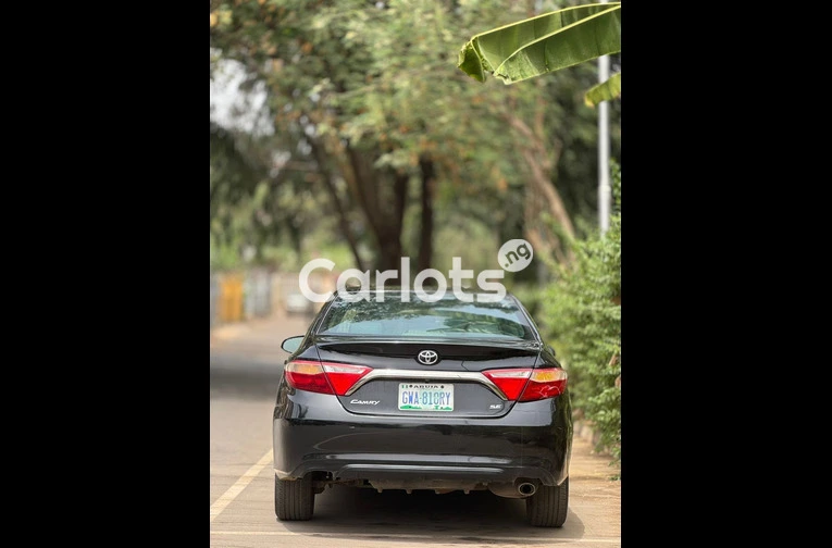 2016 TOYOTA CAMRY S E - 7/7