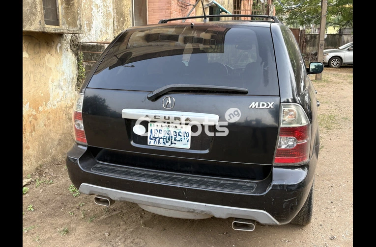 Acura Mdx 2006 touring. Forsale - 2/4