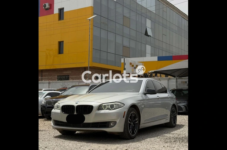 2012 BMW 5 SERIES 535i F10 - 1/7