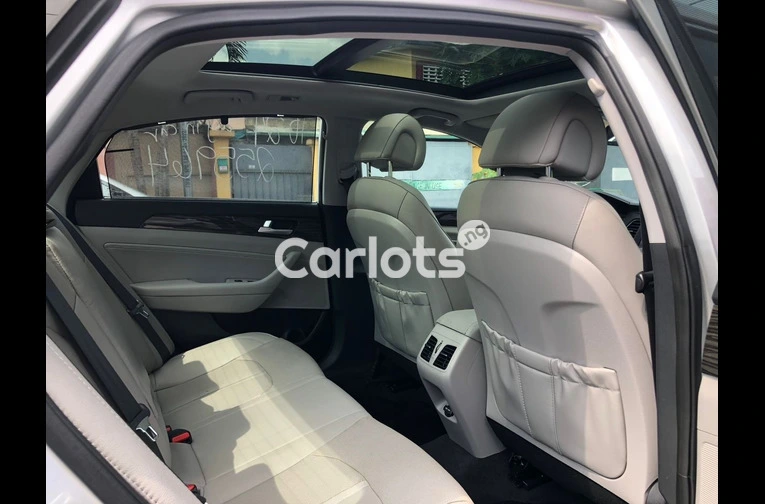 Clean title 2015 Hyundai Sonata Limited - 5/7