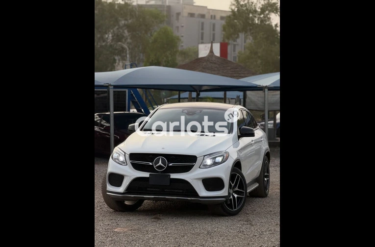 MERCEDES GLE450 2016 - 1/7