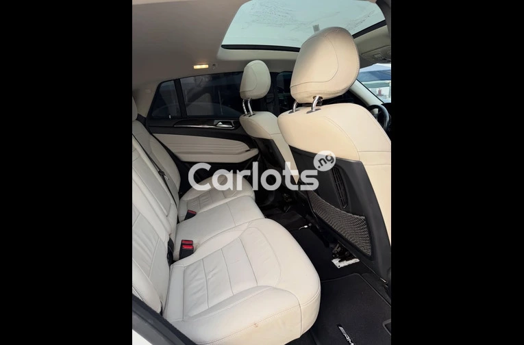 MERCEDES GLE450 2016 - 3/7