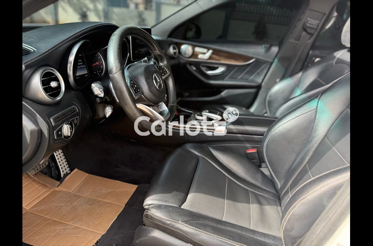 2016 MERCEDES BENZ C400 FULL OPTION AMG TRIM - 3/7