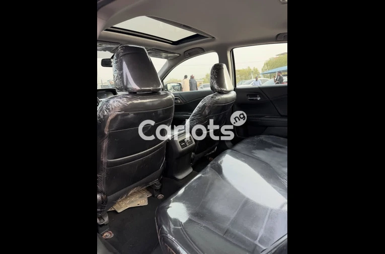 HONDA ACCORD EXL 2016 - 5/7