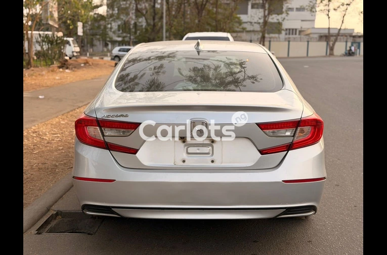 2019 HONDA ACCORD - 7/7