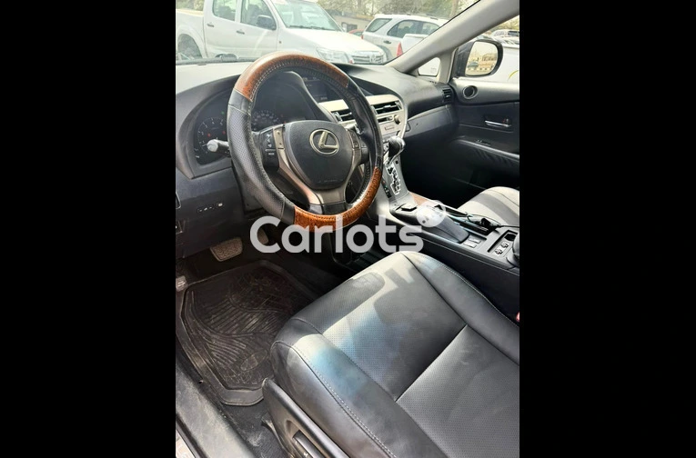 2013 LEXUS RX350 - 3/6