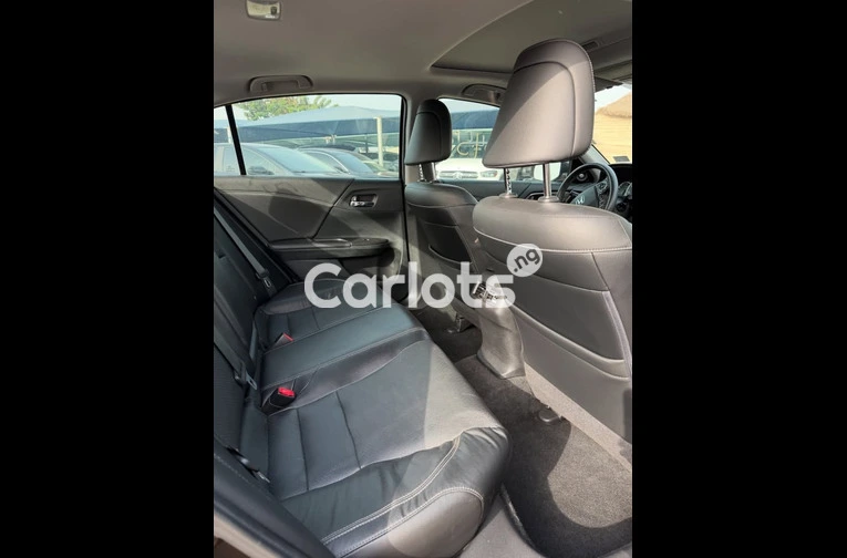 2017 HONDA ACCORD EXL - 5/7