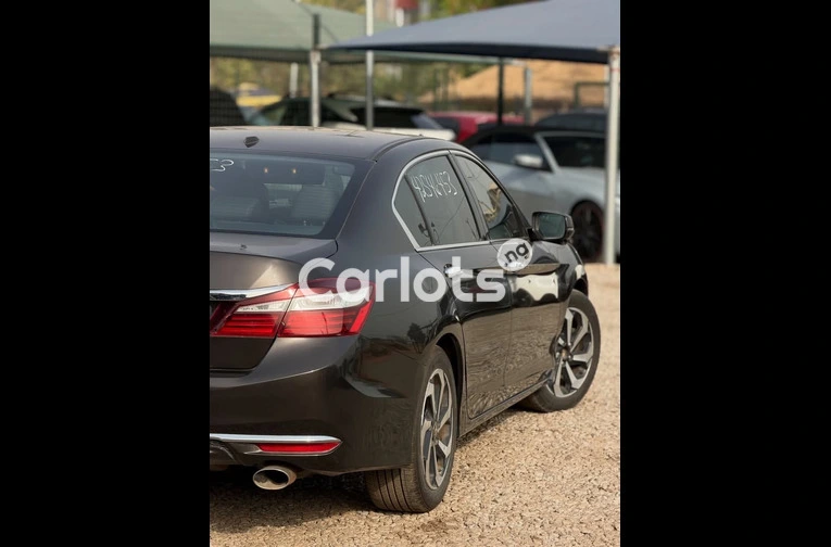 2017 HONDA ACCORD EXL - 6/7