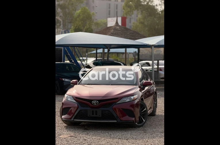 TOYOTA CAMRY XSE 2018