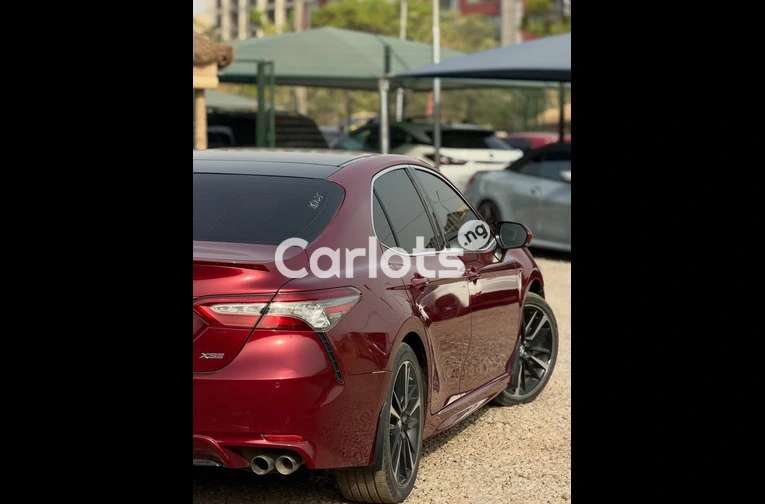 TOYOTA CAMRY XSE 2018 - 7/7