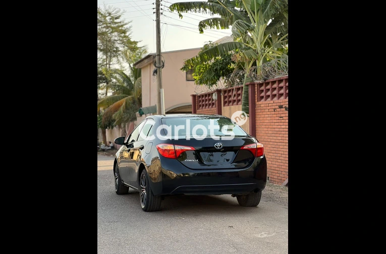 2015 TOYOTA COROLLA - 6/7