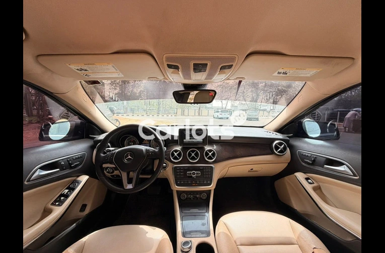 2015 MERCEDES GLA250 - 2/7