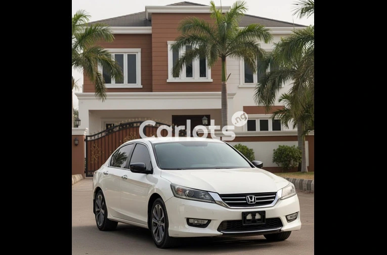 2013 HONDA ACCORD SPORT