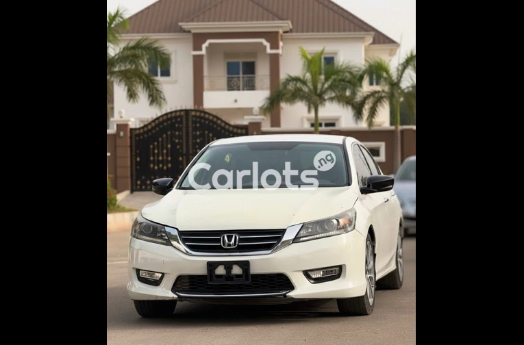 2013 HONDA ACCORD SPORT - 3/7