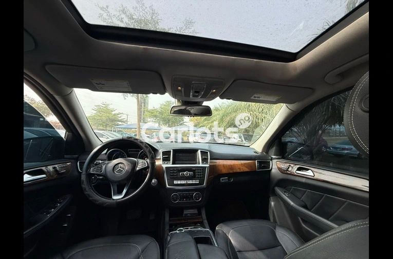 2017 MERCEDES BENZ GLS450 FULL OPTION - 3/6