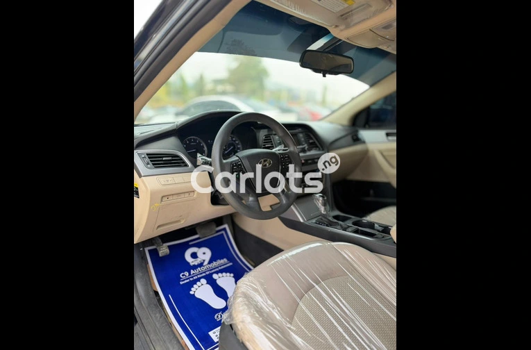Foreign used 2015 Hyundai Sonata with custom duty - 3/7