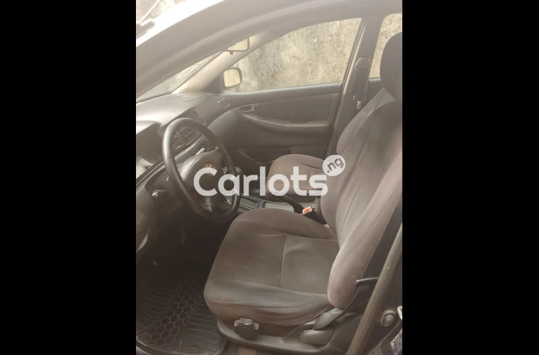 Toyota Corolla 2007 - 2/6