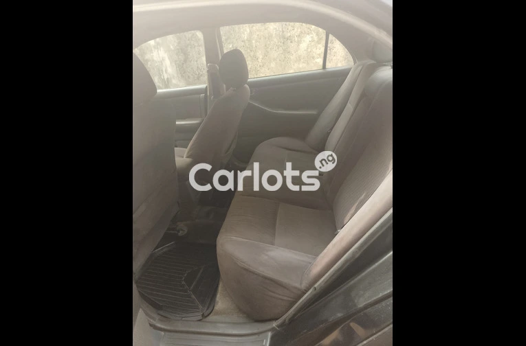 Toyota Corolla 2007 - 3/6