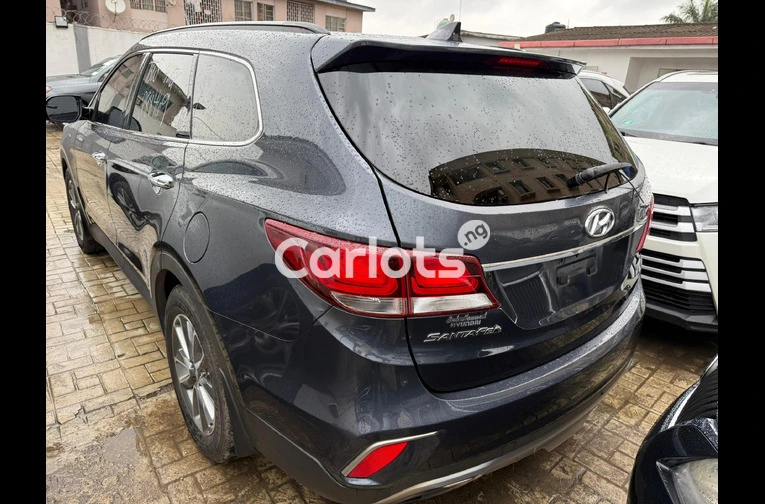 HYUNDAI SANTA FE 2018 - 6/6
