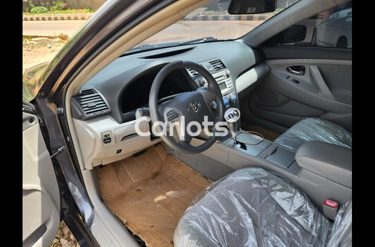 FOREIGN USED 2011 TOYOTA CAMRY LE - 2/7