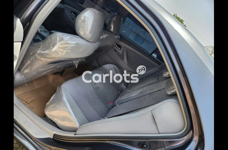 FOREIGN USED 2011 TOYOTA CAMRY LE - 4/7