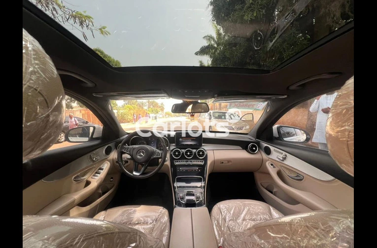 FOREIGN USED 2015 MERCEDES BENZ C300 FULL OPTION - 4/7