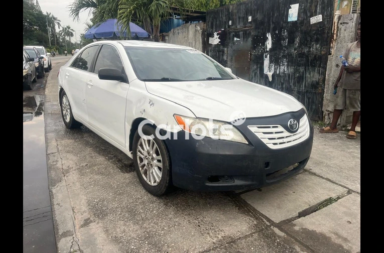 Toks Toyota Camry 2007 Model - 1/5