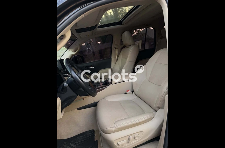 2023 Toyota Land Cruiser GX.R - 5/7