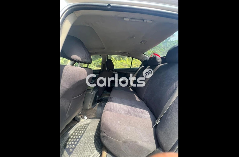 USED 2008 HONDA ACCORD V4 - 3/7