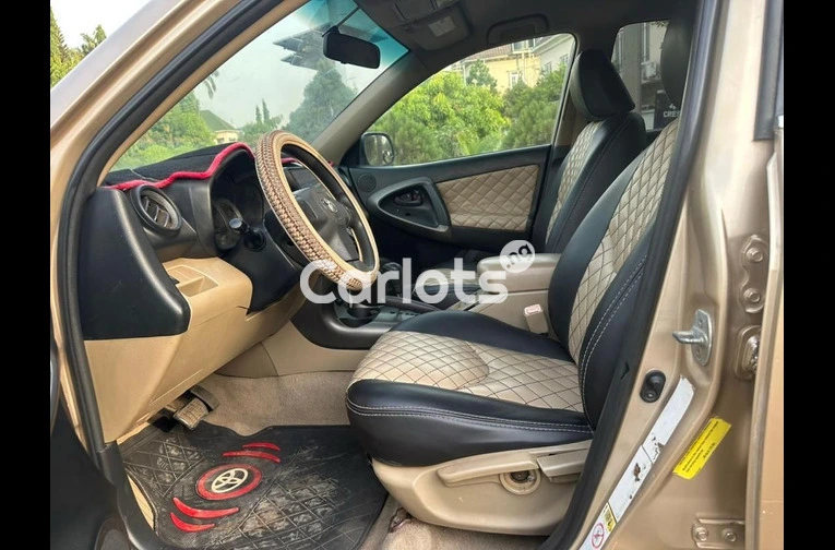 2010 FIRST BODY TOYOTA RAV4 4CYL - 6/7