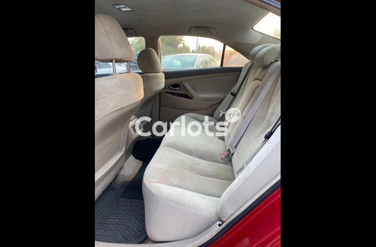 Very clean Registered 2008 Toyota Camry - 3/7