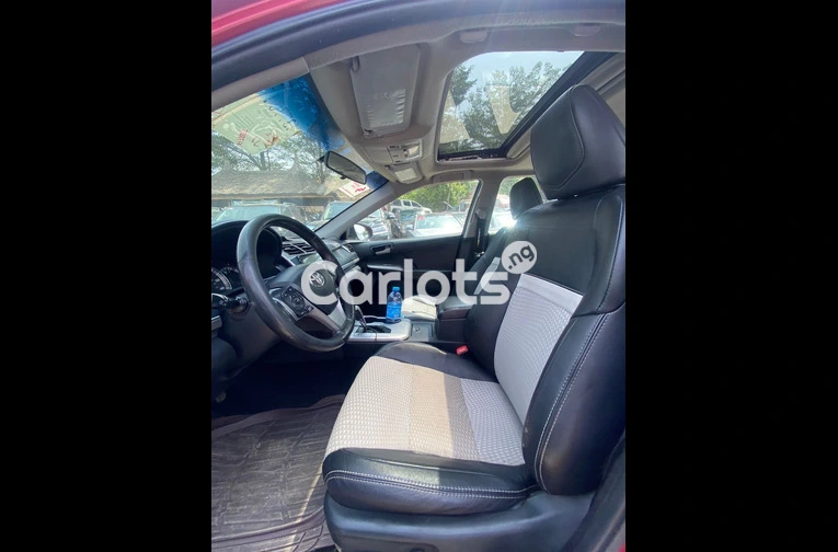 Foreign used 2013 Toyota Camry SE - 6/7