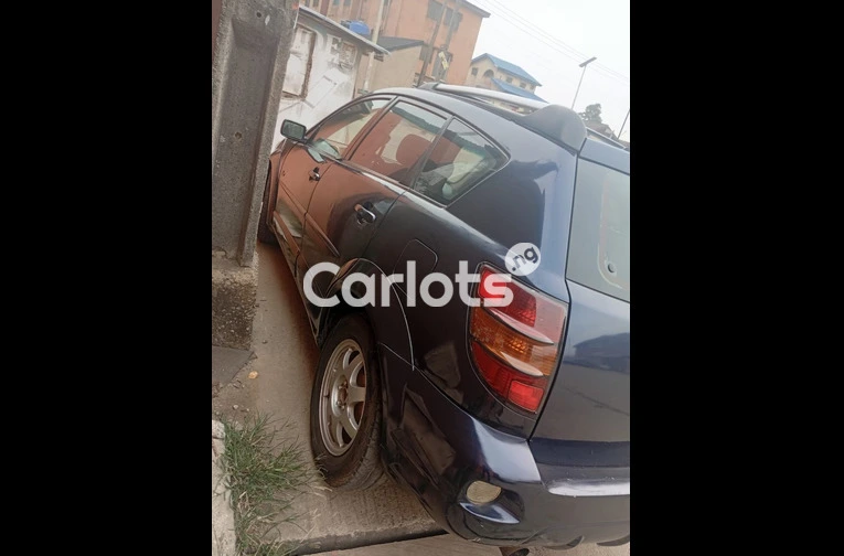 2004 Pontiac Vibe - 5/6