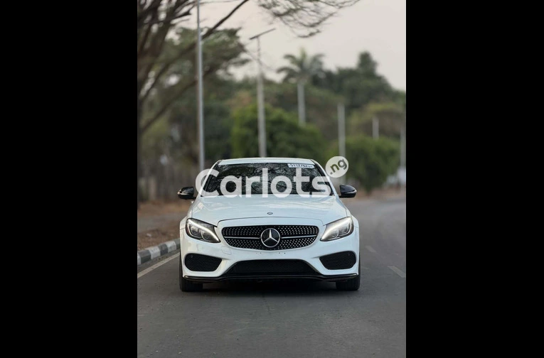 2016 Mercedes Benz C450 AMG - 2/7
