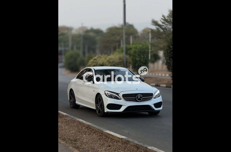2016 Mercedes Benz C450 AMG - 3/7