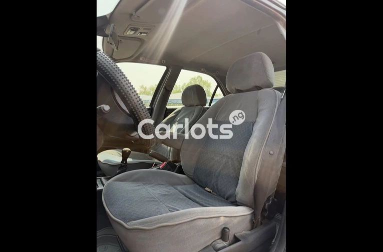 Extremely Clean Peugeot 406 E10 2003 - 4/7