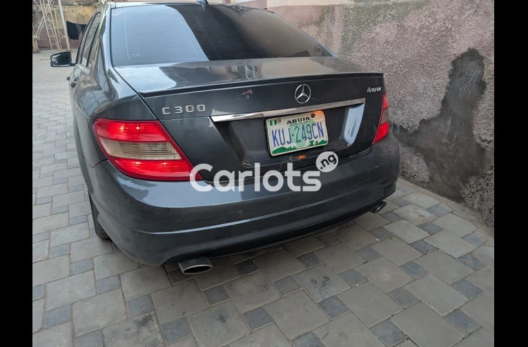 2011 Mercedes Benz C300 - 7/7