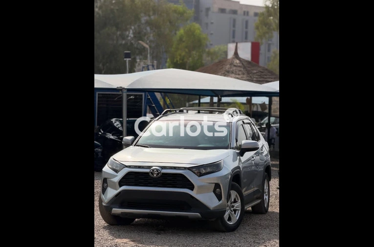 Foreign Used 2021 Toyota RAV4 XLE