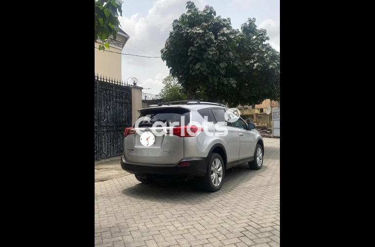 PREMIUM FIRST BODY 2014 TOYOTA RAV4 LIMITED AWD - 7/7