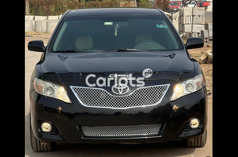 Standard 2010 Toyota Camry - 1/7