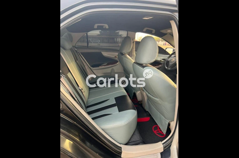 Standard 2010 Toyota Camry - 4/7