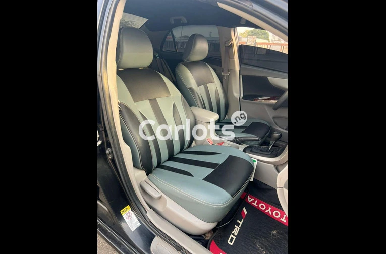 Standard 2010 Toyota Camry - 5/7