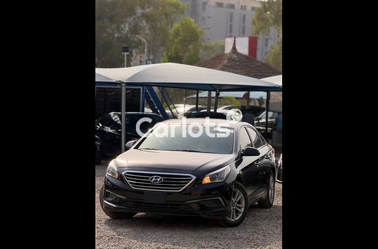 Extremely Clean 2016 Hyundai Sonata