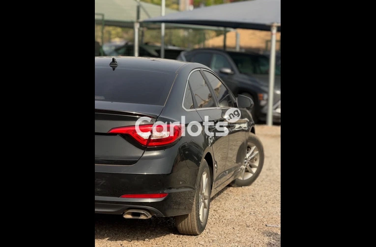 Extremely Clean 2016 Hyundai Sonata - 6/7