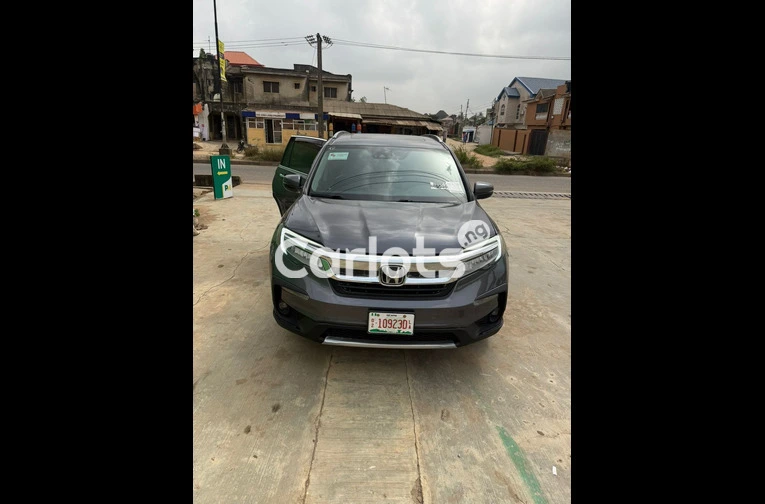 2019 Honda Pilot Elite AWD Foreign used - 1/7