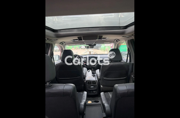 2019 Honda Pilot Elite AWD Foreign used - 6/7