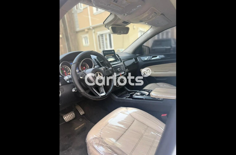 2016 Mercedes Benz GLE 450 AMG COUPE - 2/6