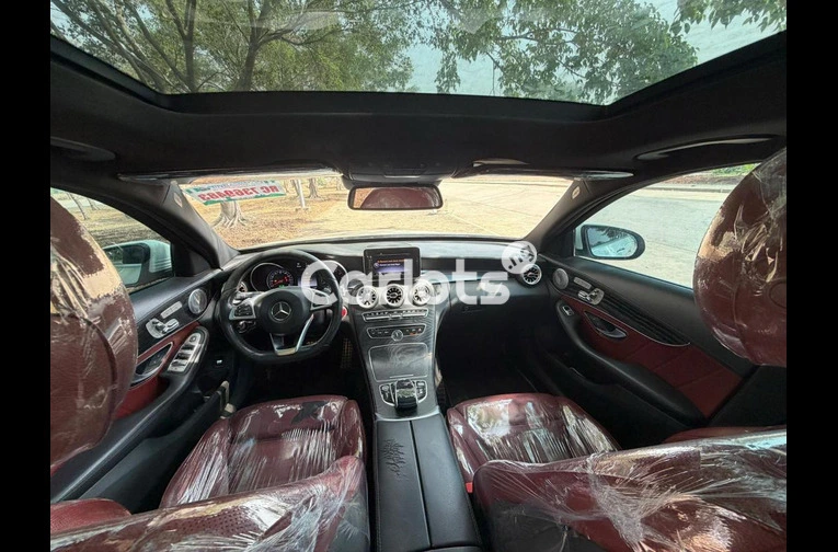 2016 MERCEDES BENZ C300 FULL OPTION - 3/7